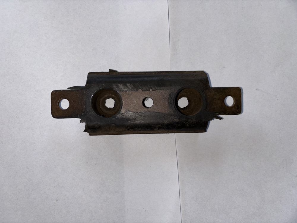 Подушка задньої опори двигуна ГАЗ-69, ГАЗ-М20. Харків - фото 1