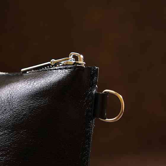 Зручна шкіряна косметичка Shvigel 16409 Чорний Київ