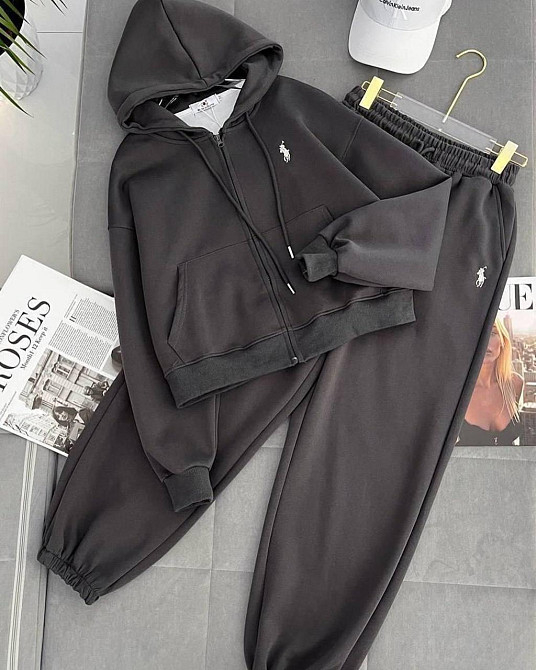 Женский теплый прогулочный костюм двойка: кофта и штаны трехнитка на флисе Графит, 40/44 Одесса - изображение 1