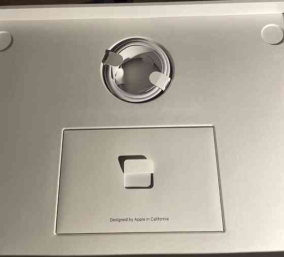 Ноутбук: MacBook Air 13