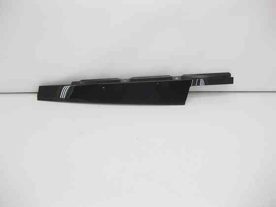 VAG  4M0837902 Вертикальна накладка на передніх правих дверях ззаду Одеса