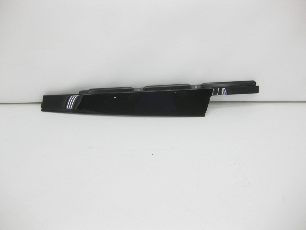 VAG  4M0837902 Вертикальна накладка на передніх правих дверях ззаду Одеса - фото 1