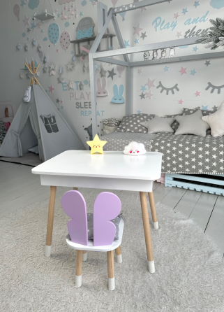Столик з відкидним верхом 54х60х45 і стільчик крила метелика 26х26х24, стіл та стілець для дітей від 1 року, білий з фіолетовим Київ