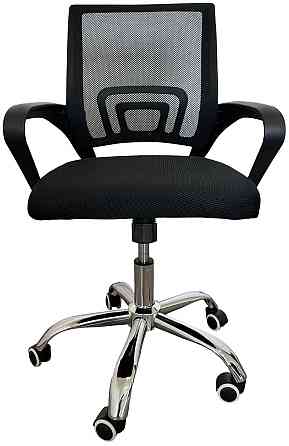 Офисное кресло руководителя Tehforward Real хром Tilt Черный Днепр