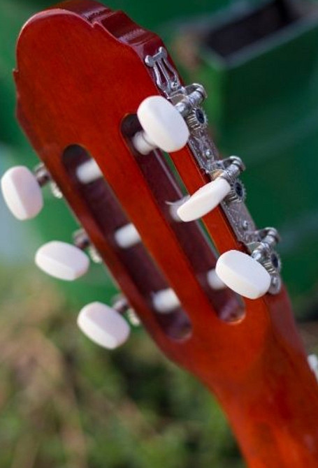 Гітара класична Almira CG-1702 SB (чохол, подазастр,струни). Харків - фото 2