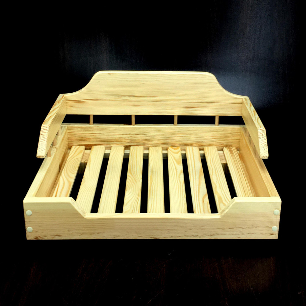 Лежак деревянный для собаки 