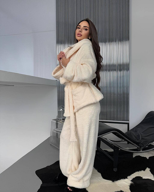 Женская теплая повседневная плюшевая пижама двухсторонняя махра Одесса - изображение 6