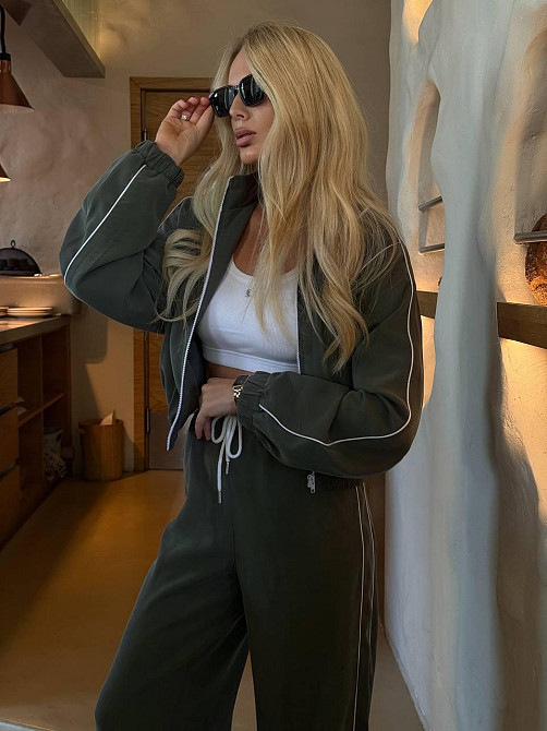 Женский стильный костюм двойка: кофта и штаны в спортивном стиле купра с бархатным напылением Оливковый, 44/46 Одесса - изображение 8