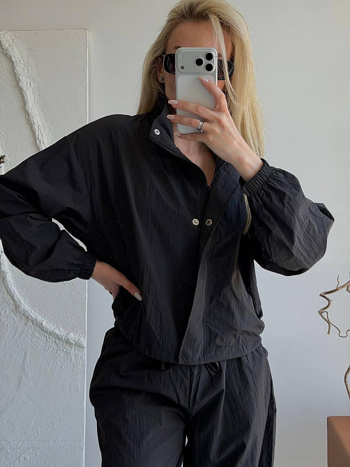 Женский стильный повседневный костюм из плащевки Черный Одесса - изображение 3
