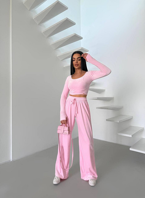 Женский прогулочный костюм двойка: лонгслив и штаны велюр Барби, 46/48 Одесса - изображение 5