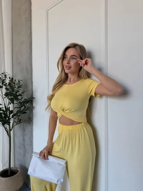 Жіночий літній костюм топ з перекрутом і брюки палаццо віскоза Одеса - фото 3