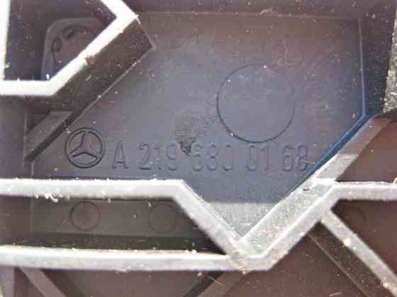 Mercedes-Benz  A2196800168 Гумовий килимок - накладка підлокітника центральної консолі CLS C219 Одеса