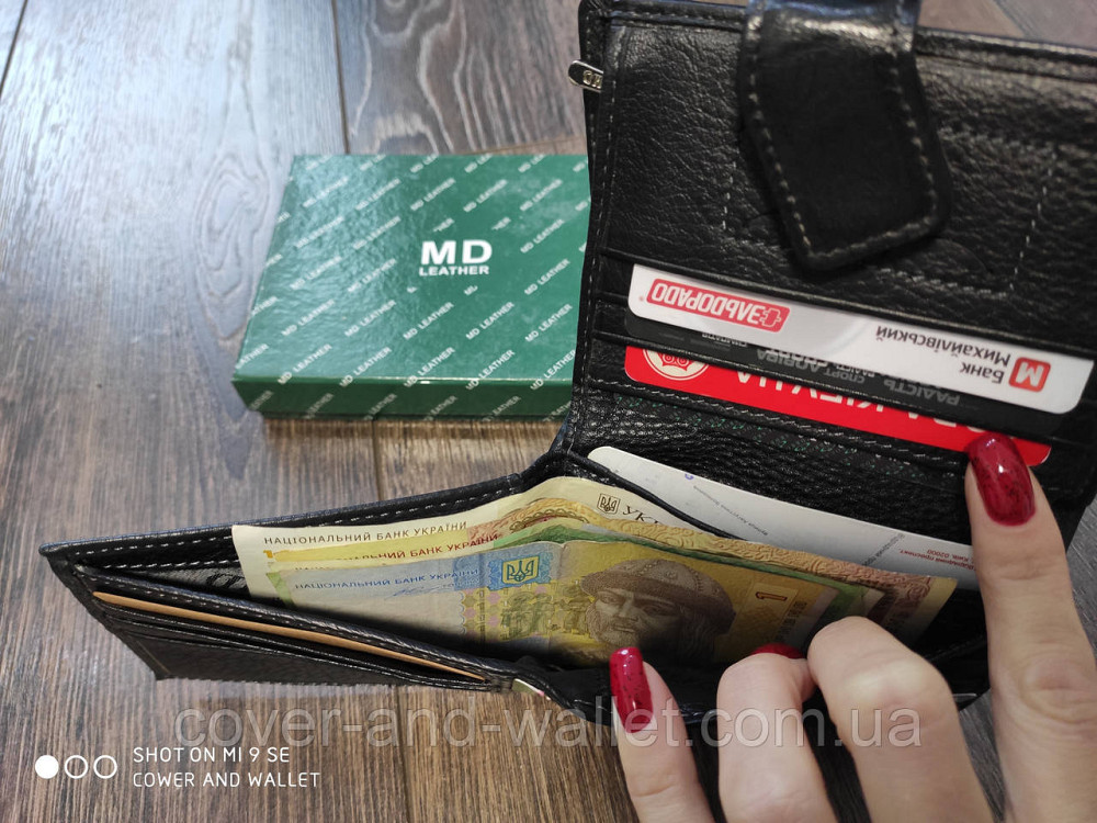 Шкіряний чоловічий гаманець на магнітній фіксації (вертикальний) MD 129A Київ - фото 5