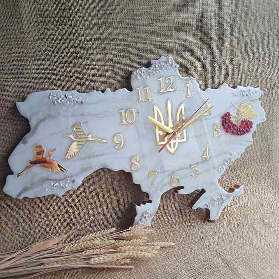 Годинник настінний 60*38 см з епоксидної смоли ручної роботи "Карта України" Дніпро