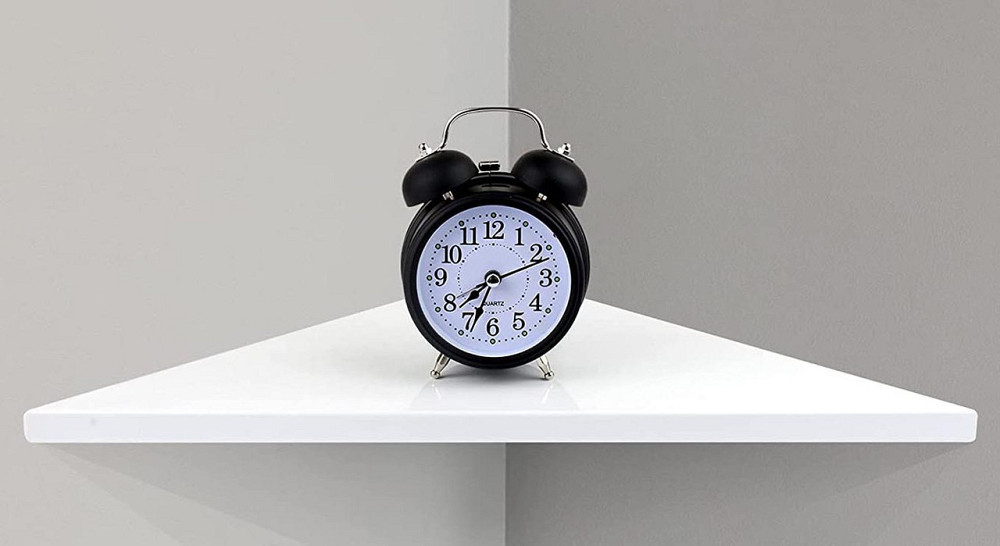 Угловая настенная полка 