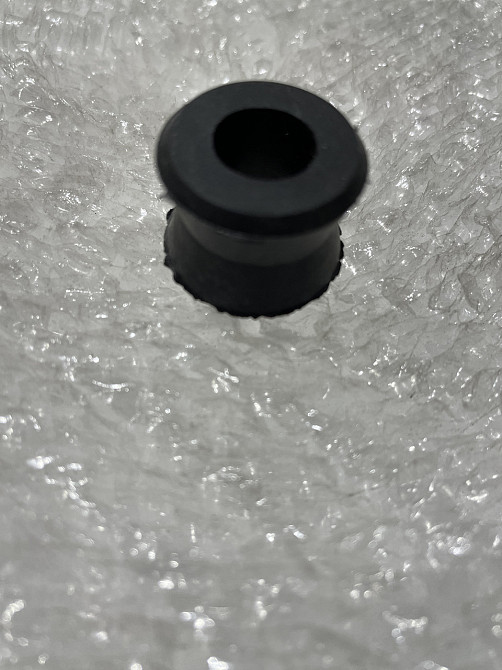 Сайлентблок амортизатора d-1 см (без втулки) Мукачево - изображение 1