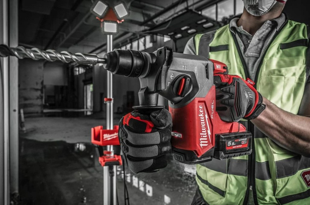 Перфоратор аккумуляторный бесщеточный SDS-PLUS MILWAUKEE M18 FHX-0X (2,5Дж) (каркас+HDкейс) Одесса - изображение 8