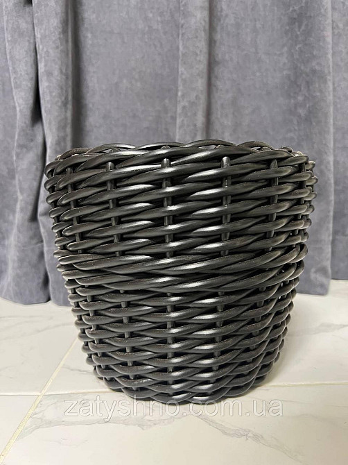 Чорний ротанговий кошик плетений Київ - фото 4