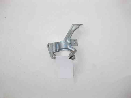 Mercedes-Benz  A2720100240 Кронштейн декоративної кришки двигуна та клапана повітряного насоса двигуна M272 V6 2.5 3.0 3.5л M273 V8 4.6 5.5л Одесса