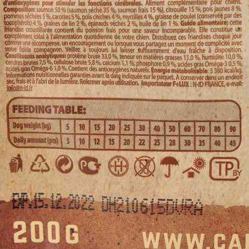Ласощі Carnilove Dog Crunchy Snack для собак, лосось та чорниця, 200 г Київ