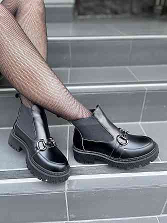 SOTHBY'S Черевики жіночі Sothby's чорні натуральна шкіра весна-осінь размер 36-40 (M-1076 4986) Коломыя