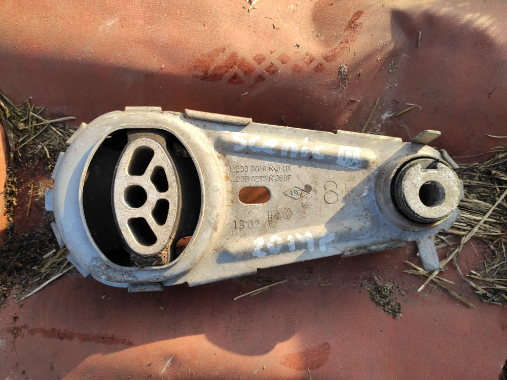 Подушка (опора) двигуна нижня Renault Megane III 1.5 dci 2008-2015 (112380010R) Ковель - фото 1