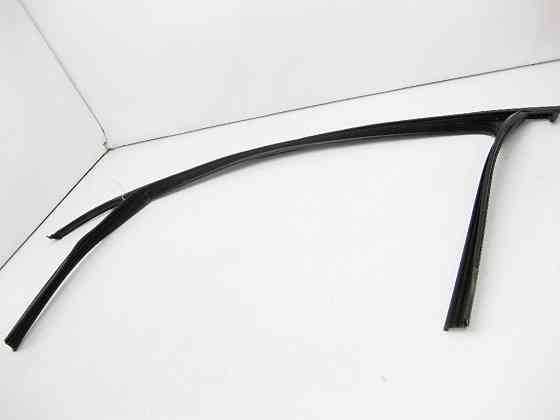 Mercedes-Benz  A2477252300 Гумове напрямне скло передніх лівих дверей EQB X243 GLB X247 Одеса