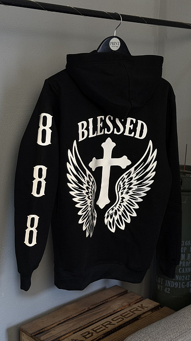 Худи BLESSED с рефлективным принтом и крыльями XXL, Черный Черновцы - изображение 1
