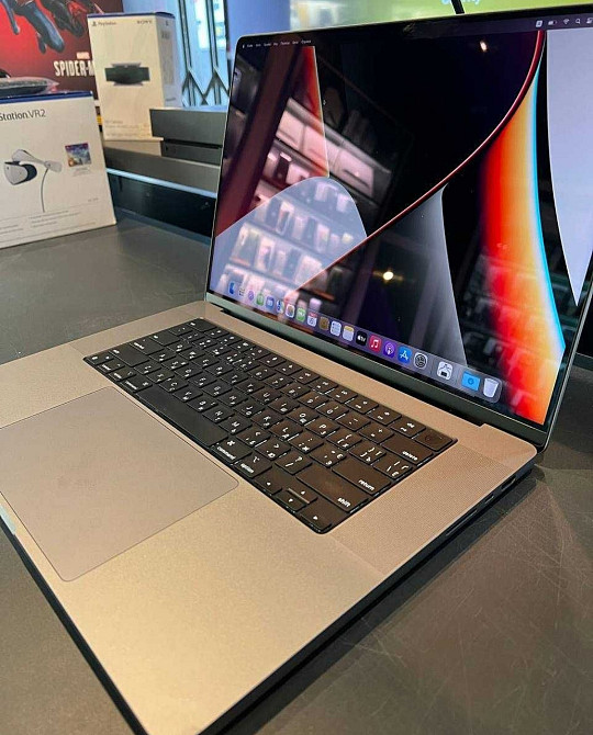 Ноутбук Apple MacBook Pro 16
