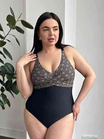 Женский купальник слитный большого размера с принтом plus size с поролоновыми чашками на бретельках бифлекс черный 5XL Одесса