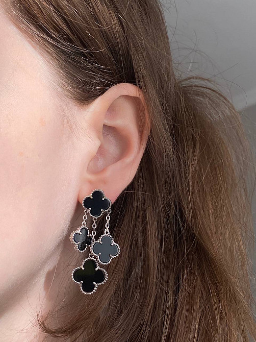 Сережки Van Cleef длинные на 4 элемента черная эмаль покрытие белым золотом / упакованы в мешочек Одесса - изображение 5