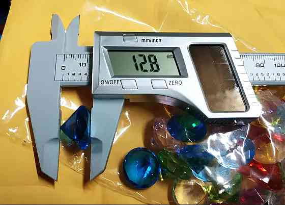 Акриловые бриллианты RESTEQ разноцветные, 50 шт в упаковке — декоративные акриловые камни для украшений, творчества и декора Киев