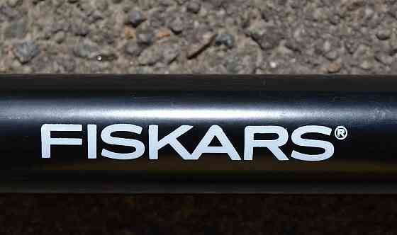 Садові вила Fiskars "Solid" (133423/1003458) Ресорна сталь Нововолинськ