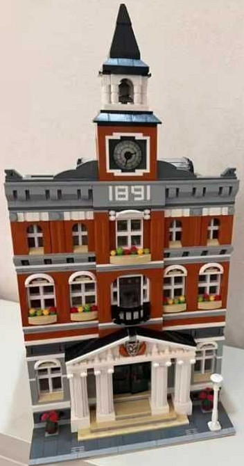 Колекційний Конструктор «Стара Ратуша» сумісний з Lego 2766 деталі. Київ - фото 4