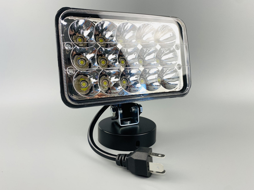 Фара LED прямокутна 45W, 15 ламп, дальній і ближній промінь 10/30V 6000K товщина: 80 мм Мукачево - фото 3