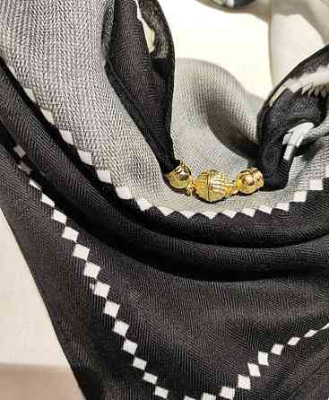 Шарф жіночий з магнітною застібкою Чорно-білий Сміла