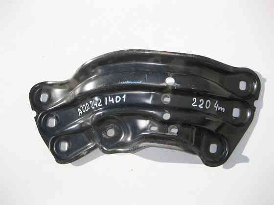 Mercedes-Benz  A2202421401 Траверса АКПП при двигунах M112 V6 3.7л M113 V8 4.3 5.0л S-Class W220 4matic Одесса