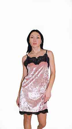 Жіноча нічна сорочка з мармурового велюру Пудровий M Харків