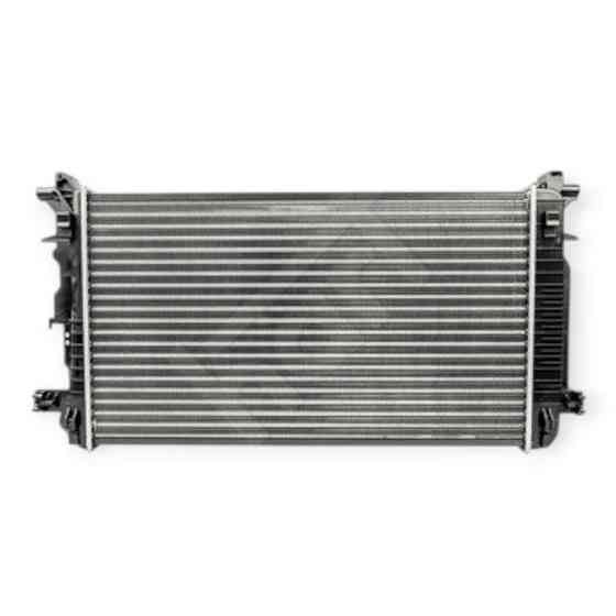 Радіатор охолодження двигуна автомобіль Мерседес Бенз Sprinter (, , -AC, АКПП) 06- Мукачево