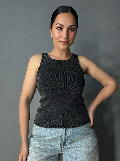 Майка жіноча A-N 2733 варена тай-дай у рубчик з порізаними швами, чорний, one size Київ - фото 10