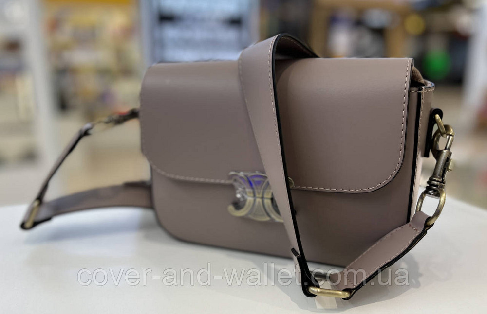 Женская сумка кросс-боди в стиле селин из гладкой кожи черного цвета Virginia Conti Киев - изображение 9