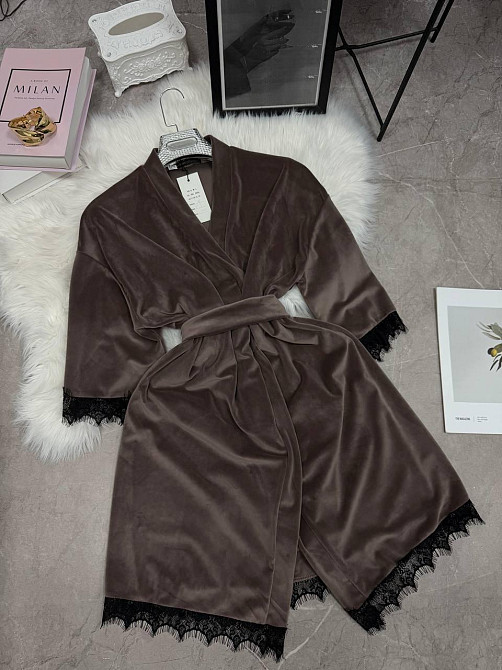 Женский домашний халат на запах велюр с кружевом Мокко, Oversize 42/46 Одесса - изображение 1
