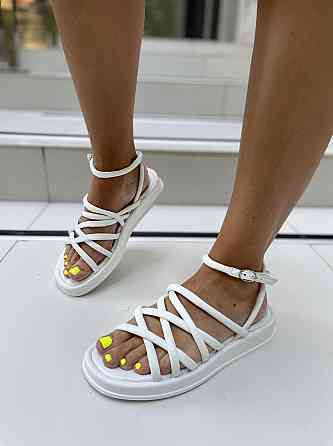 Olli Босоніжки жіночі білі літні OLLI Л-1-0110 натуральна шкіра / Шкіряні босоніжки на низькому Коломия