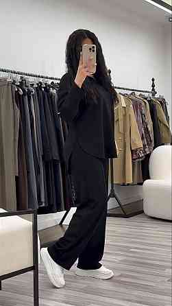 Жіночий стильний повсякденний костюм з V-вирізом двонитка Чорний, 64/66 Одеса