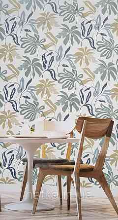 Шпалери вінілові на флізеліні Grandeco Universe метрове листя монстери сині зелені жовті на молочному Київ