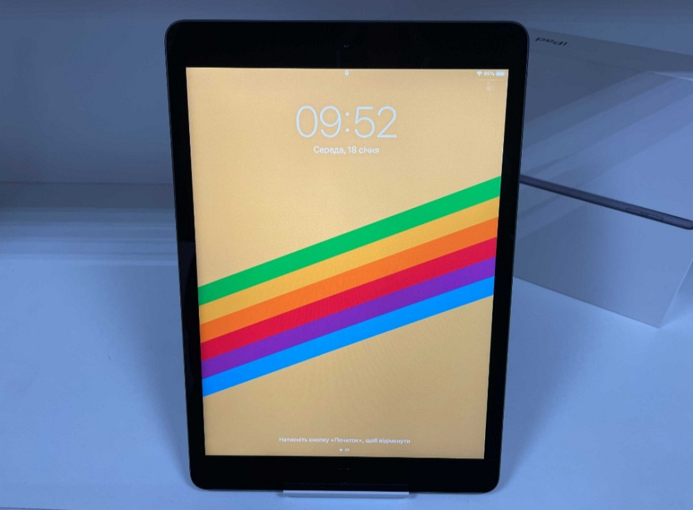 IPad 7.10.2.2019 128Gb Wi-Fi Space Gray. Киев - изображение 1