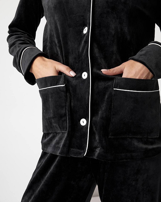 Костюм из плюшевого велюра на пуговицах с двумя карманами Черный XL Харьков - изображение 4