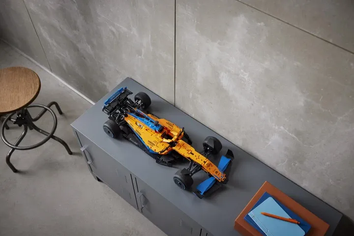 Конструктор Technic Перегоновий автомобіль McLaren Formula 1 (42141), 1432 деталей сумісний із lego-лего. Київ - фото 4