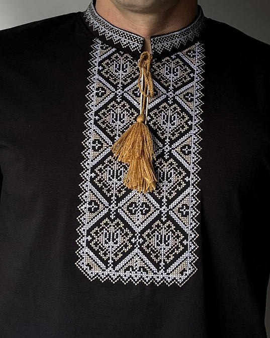 Чоловіча Футболка вишиванка чорного кольору Київ - фото 2