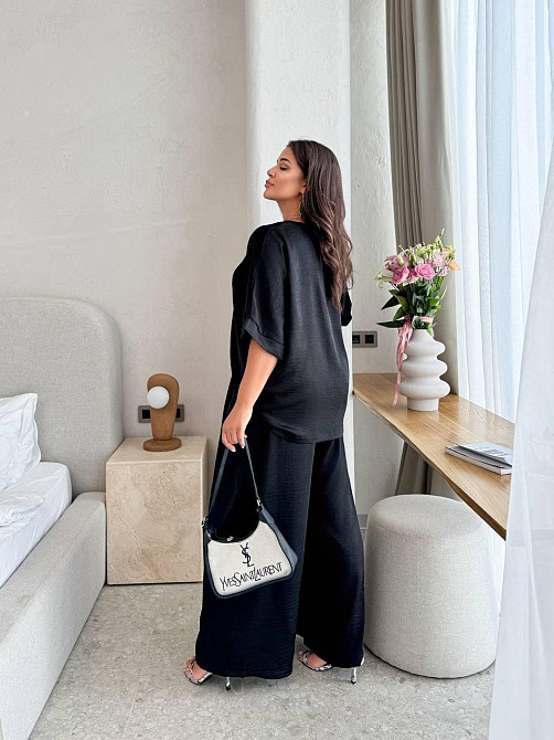 Женский легкий оверсайз костюм двойка: футболка и штаны жатый шелк 3XL/7XL, Черный Одесса - изображение 3